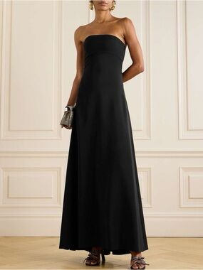 Jacquemus Croisière Strapless Crepe-jersey Maxi Dress